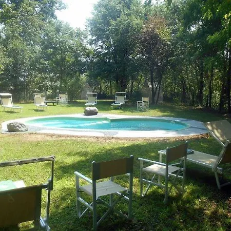 Villa Pralungo Sleeps 8 Air Con *